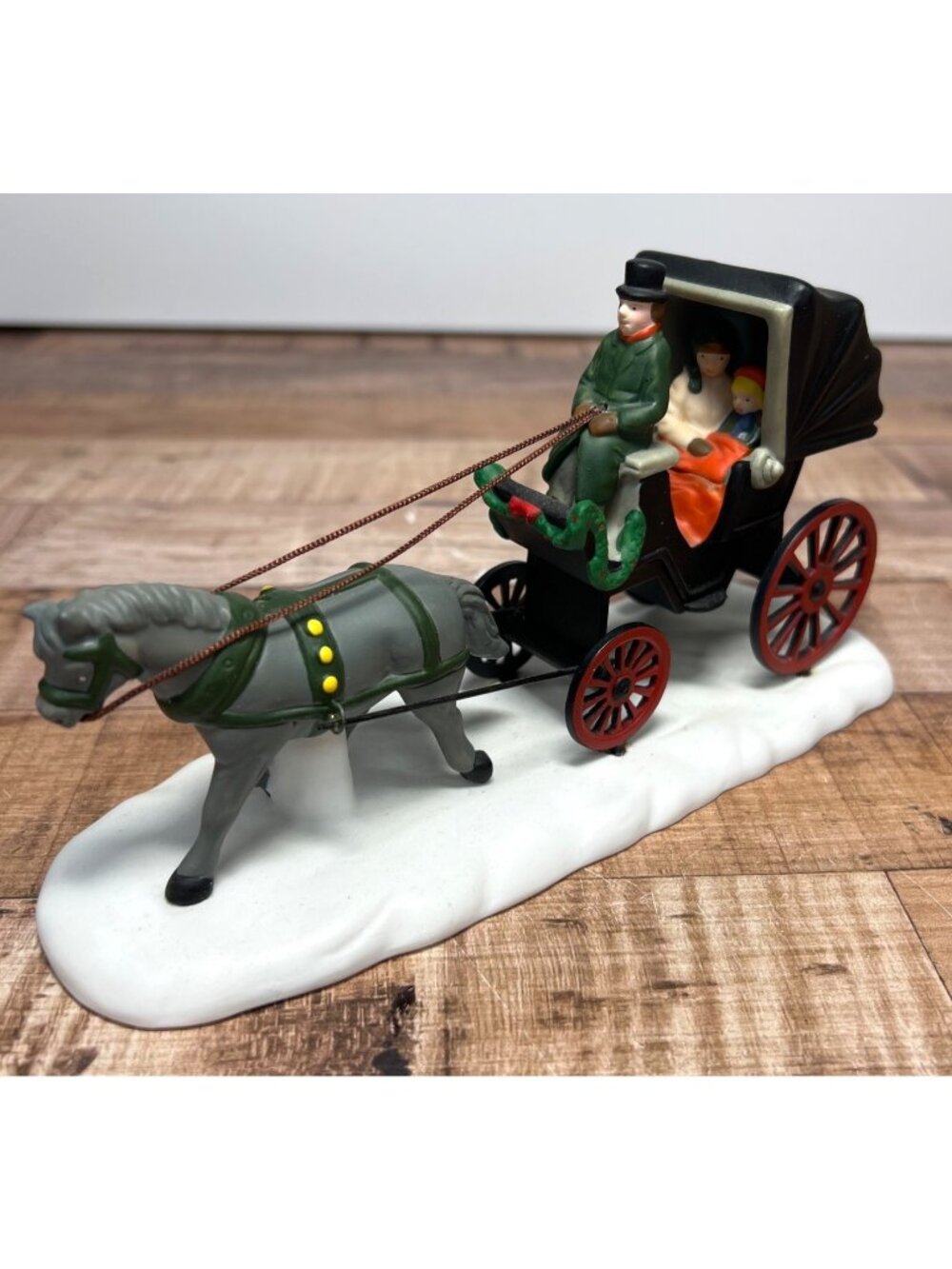 Dept 56 5979-0 Central Park Carriage Heritage Village